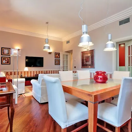 Strozzi Two-bedroom Rom